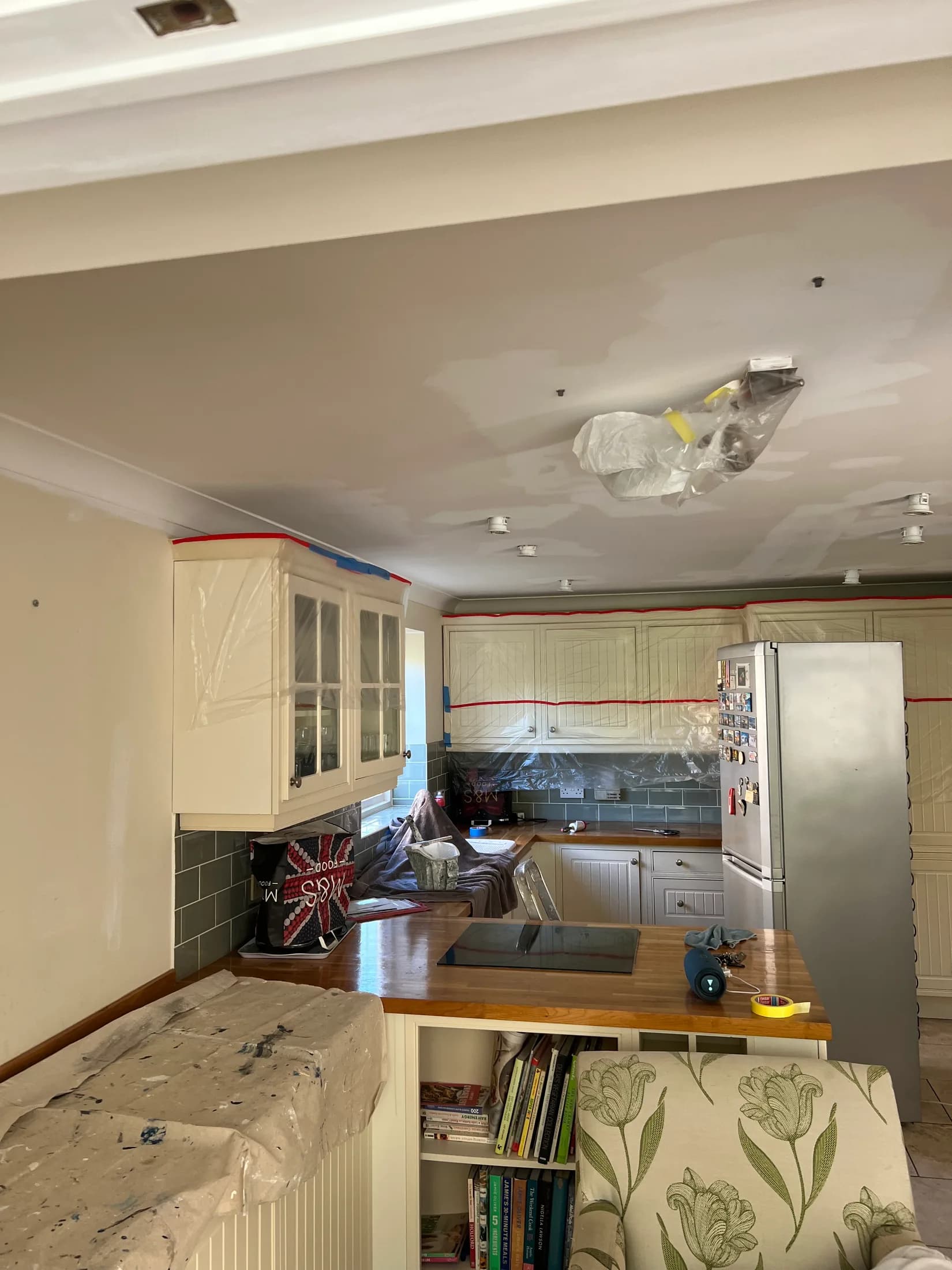 Large country cottage — photo 17